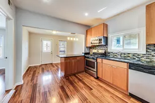 1725 N Kedzie Ave, Chicago, IL 60647 - Photo 10