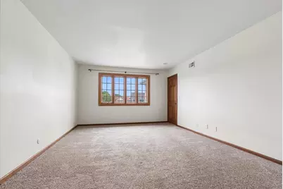 1858 Princeton Circle, Naperville, IL 60565 - Photo 14