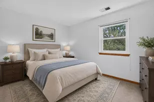 2789 Glasgow Ct, Schaumburg, IL 60194 - Photo 8
