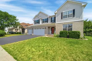 37061 N Bonnie Brae Rd, Lake Villa, IL 60046 - Photo 2