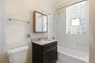 1213 W Addison St, Chicago, IL 60613 - Photo 6