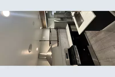 3825 W Roscoe Street #2W, Chicago, IL 60618 - Photo 2