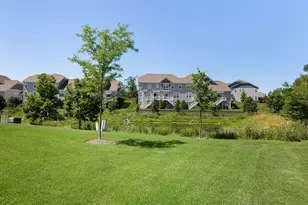 530 Pershing Ct, Barrington, IL 60010 - Photo 32