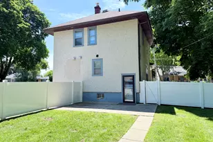 124 E Sunnyside Ave, Libertyville, IL 60048 - Photo 22