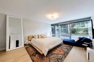 9655 Woods Dr, Skokie, IL 60077 - Photo 18