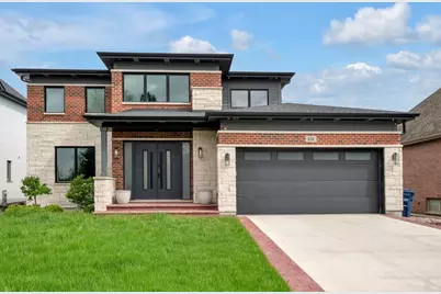 616 Birchwood Avenue, Des Plaines, IL 60018 - Photo 1