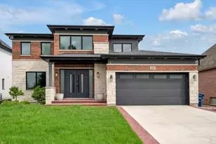 616 Birchwood Ave, Des Plaines, IL 60018 - Photo 1