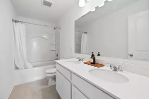 1320 Spencer Ln, South Elgin, IL 60177 - Photo 32