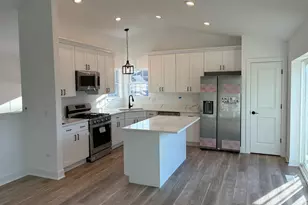 927 Saddle Ridge Dr, Joliet, IL 60432 - Photo 4