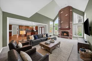 4N251 Mark Twain St, Saint Charles, IL 60175 - Photo 10