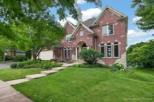 4N251 Mark Twain St, Saint Charles, IL 60175 - Photo 2