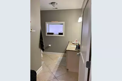 2352 W Byron Street #301, Chicago, IL 60618 - Photo 18