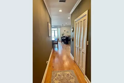 2352 W Byron Street #301, Chicago, IL 60618 - Photo 20