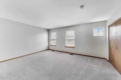 985 Manchester Circle #985, Grayslake, IL 60030 - Photo 16