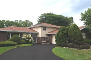 8823 Prestwick Ln, Orland Park, IL 60462 - Photo 1