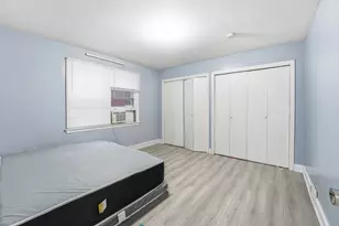 2507 W Coyle Ave, Chicago, IL 60645 - Photo 14