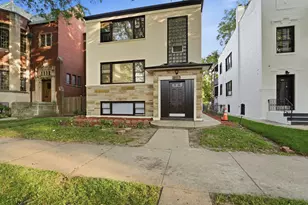 2507 W Coyle Ave, Chicago, IL 60645 - Photo 2