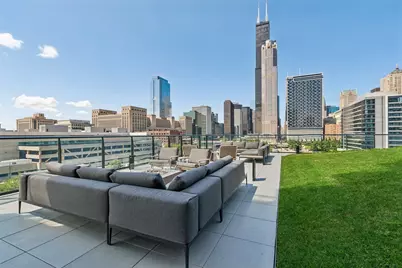234 W Polk Street #2403, Chicago, IL 60605 - Photo 32
