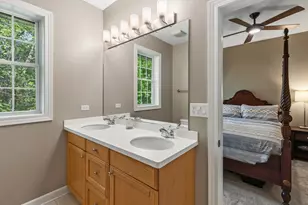 1661 Church St, Evanston, IL 60201 - Photo 18