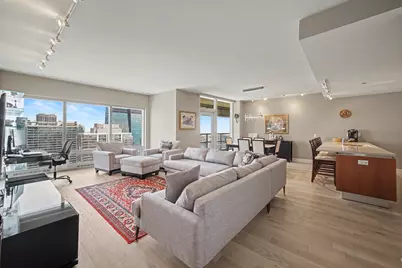 340 E Randolph Street #4304, Chicago, IL 60601 - Photo 8