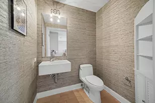 340 E Randolph St, Chicago, IL 60601 - Photo 24