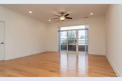 2352 W Byron Street #403, Chicago, IL 60618 - Photo 6