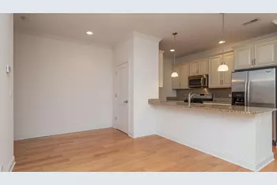 2352 W Byron Street #403, Chicago, IL 60618 - Photo 4