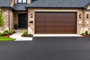 9043 111 St, Palos Hills, IL 60465 - Photo 1
