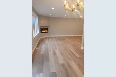 9043 111 Street, Palos Hills, IL 60465 - Photo 2
