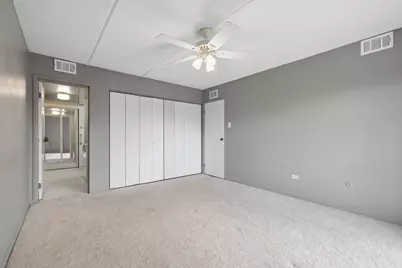 8025 Woodglen Lane #403, Downers Grove, IL 60516 - Photo 18