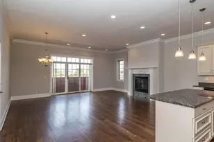 3917 N Western Ave, Chicago, IL 60618 - Photo 2