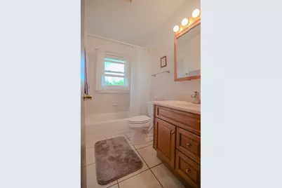28W610 Lester Street, West Chicago, IL 60185 - Photo 12