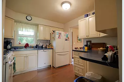 28W610 Lester Street, West Chicago, IL 60185 - Photo 6