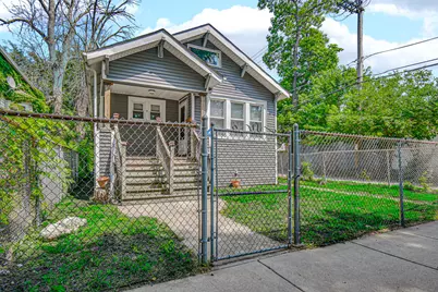 10243 S Parnell Avenue, Chicago, IL 60628 - Photo 2
