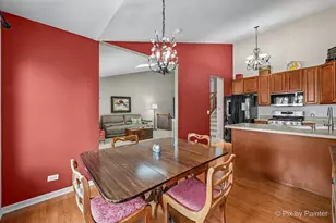 1284 W Lake Dr, Cary, IL 60013 - Photo 12
