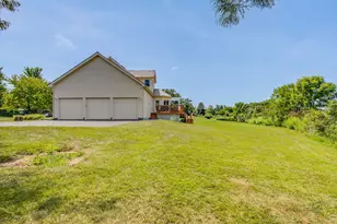 1400 Eagle Ridge Dr, Antioch, IL 60002 - Photo 34