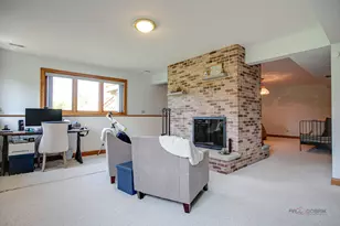 1400 Eagle Ridge Dr, Antioch, IL 60002 - Photo 24