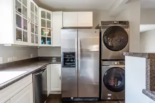 4738 N Springfield Ave, Chicago, IL 60625 - Photo 10