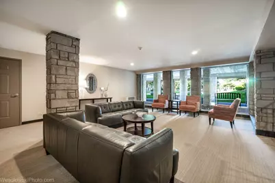 2600 Windsor Mall #2B, Park Ridge, IL 60068 - Photo 4