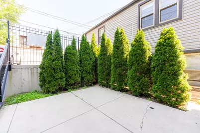 2108 W 18th Place #2, Chicago, IL 60608 - Photo 20