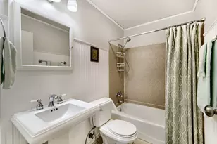 1434 Maple Ln, Elgin, IL 60123 - Photo 22
