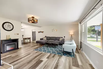 1434 Maple Lane, Elgin, IL 60123 - Photo 6