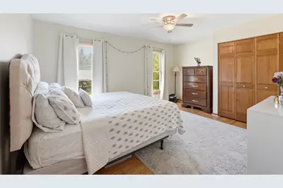 690 Waterford Drive, Des Plaines, IL 60016 - Photo 22