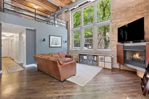 3900 N Claremont Ave, Chicago, IL 60618 - Photo 8