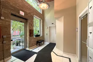 3900 N Claremont Ave, Chicago, IL 60618 - Photo 4