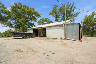 2737 E Indiana Ave, Beecher, IL 60401 - Photo 28