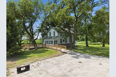 2737 E Indiana Avenue, Beecher, IL 60401 - Photo 2