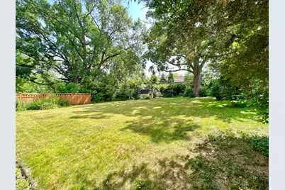 4633 Oakwood Avenue, Downers Grove, IL 60515 - Photo 12