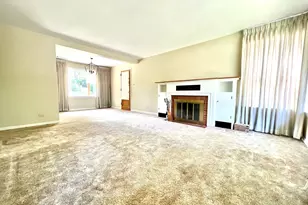 4633 Oakwood Ave, Downers Grove, IL 60515 - Photo 2