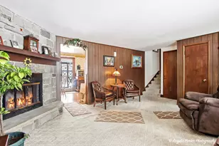 8 E Rollins Rd, Round Lake Beach, IL 60073 - Photo 4
